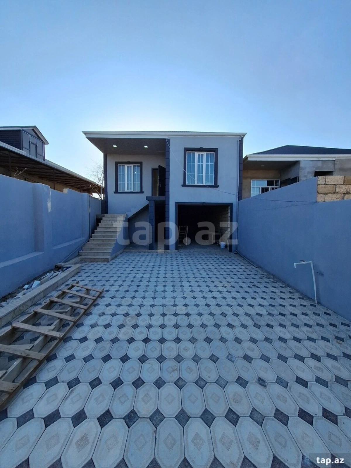 Satılır 3 otaqlı həyət evi