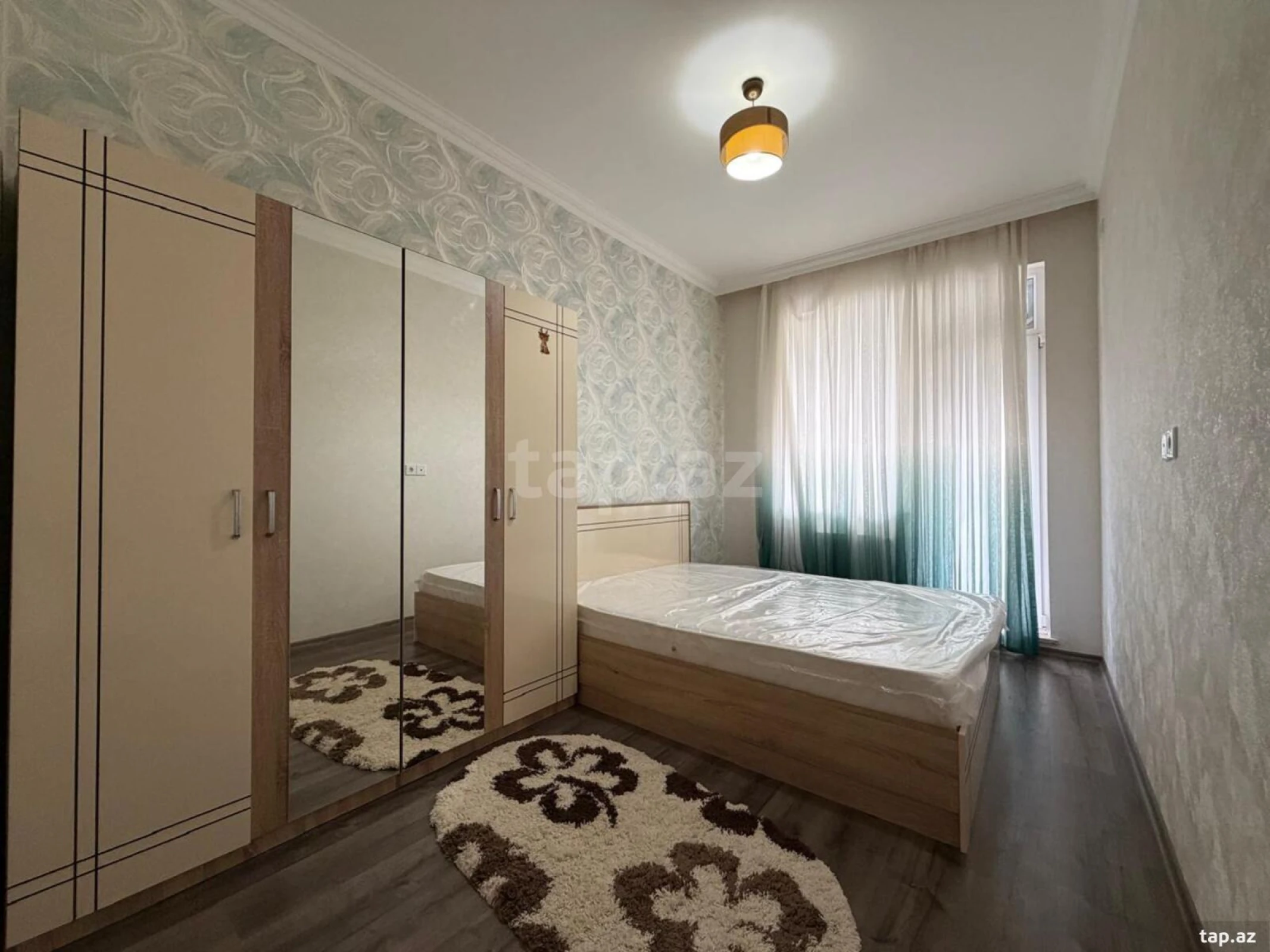 Kirayə verilir 2 otaqlı mənzil 55 m²