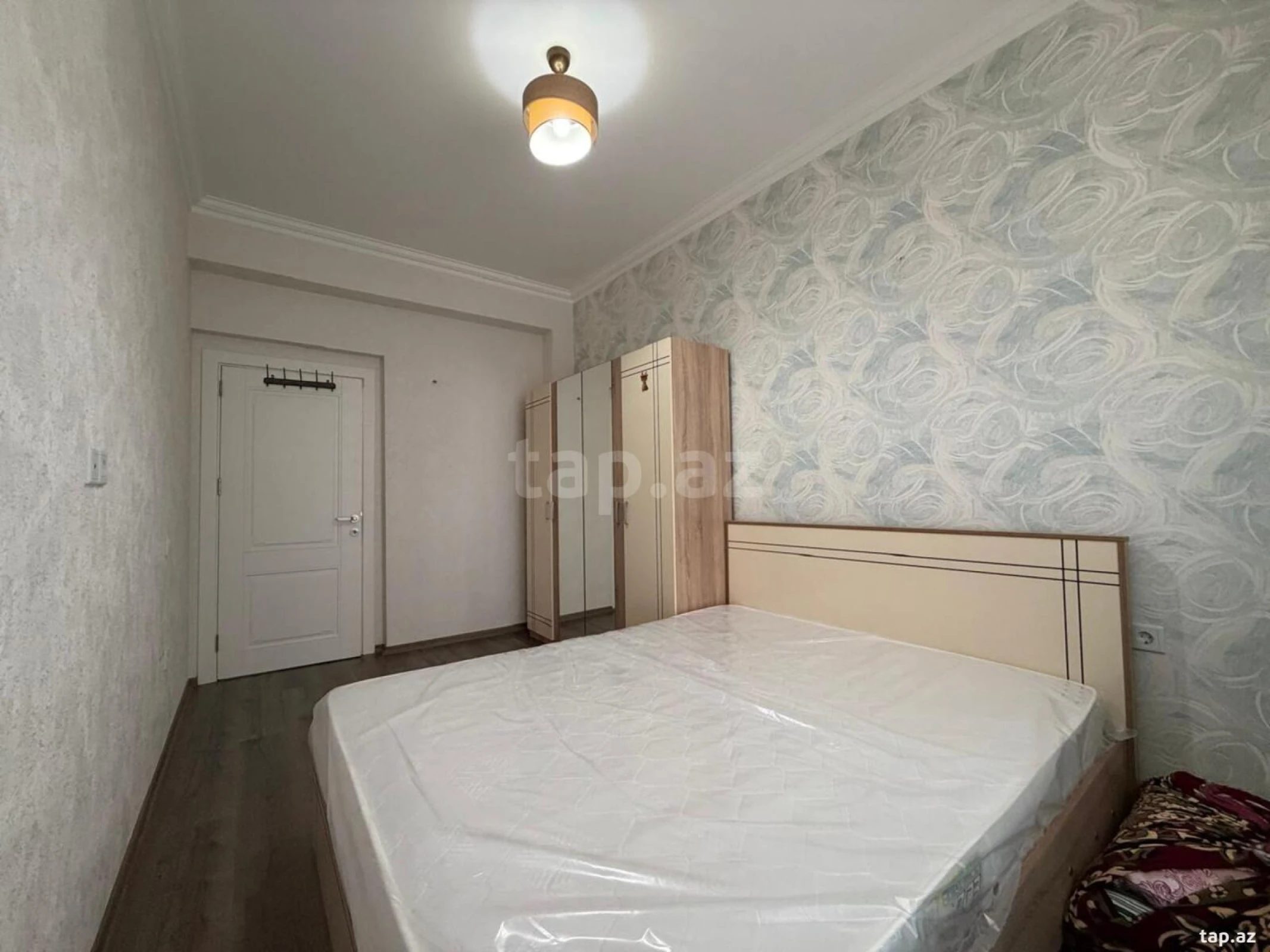 Kirayə verilir 2 otaqlı mənzil 55 m²