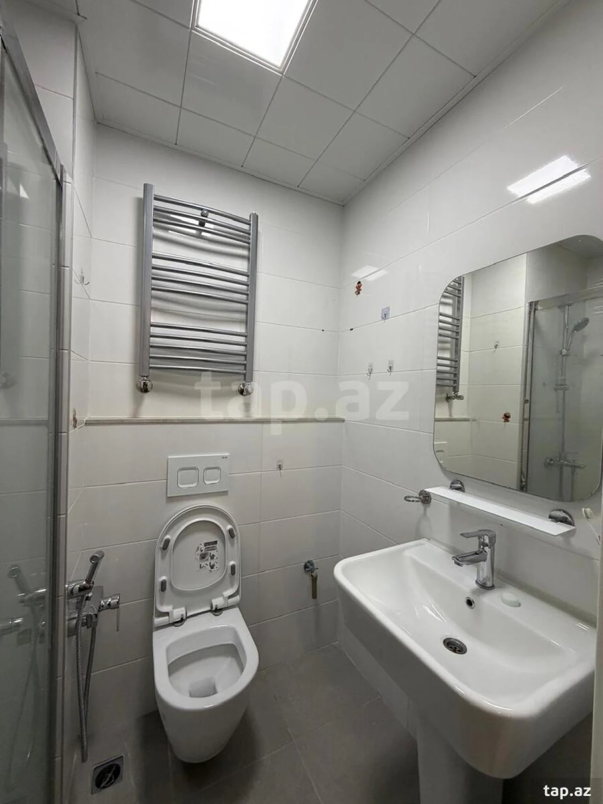 Kirayə verilir 2 otaqlı mənzil 55 m²