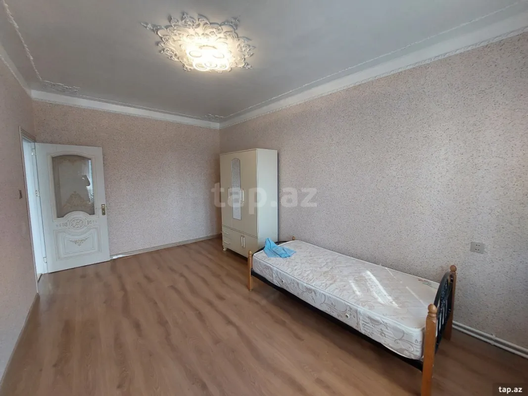 Kirayə verilir 4 otaqlı mənzil 100 m²