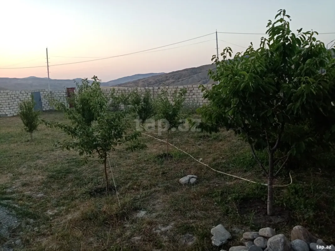 Satılır 2 otaqlı həyət evi