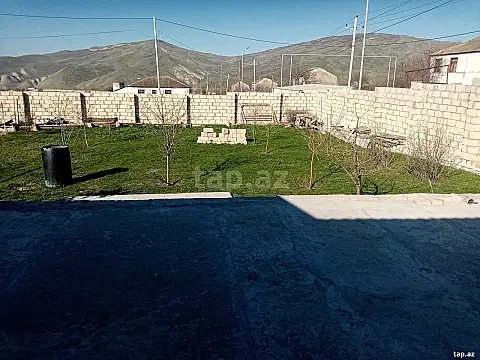 Satılır 2 otaqlı həyət evi — Bakı 2 otaq