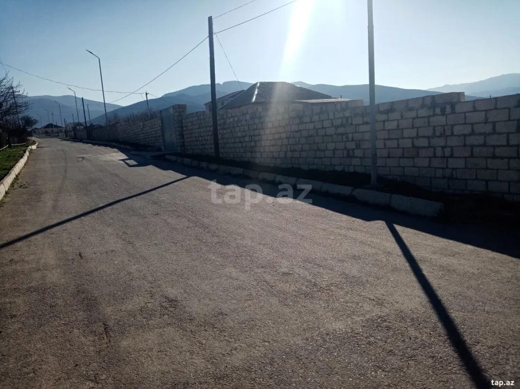 Satılır 2 otaqlı həyət evi