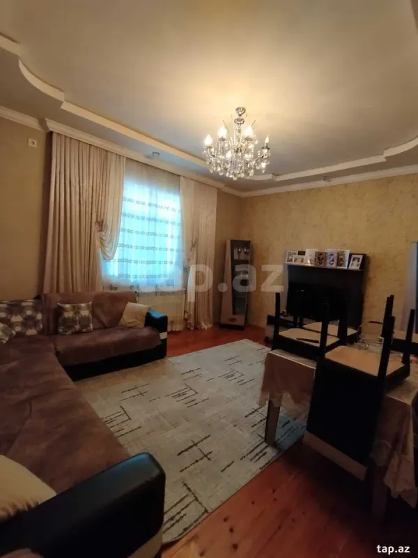 Satılır 4 otaqlı həyət evi