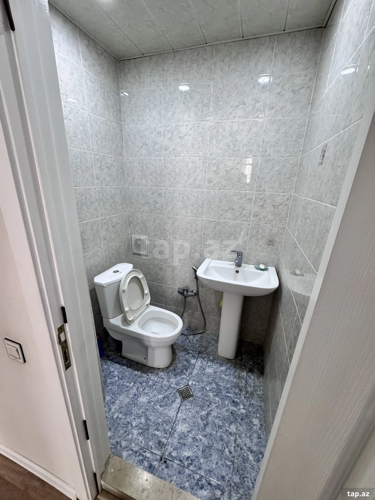 Satılır 3 otaqlı yeni tikili 85 m²