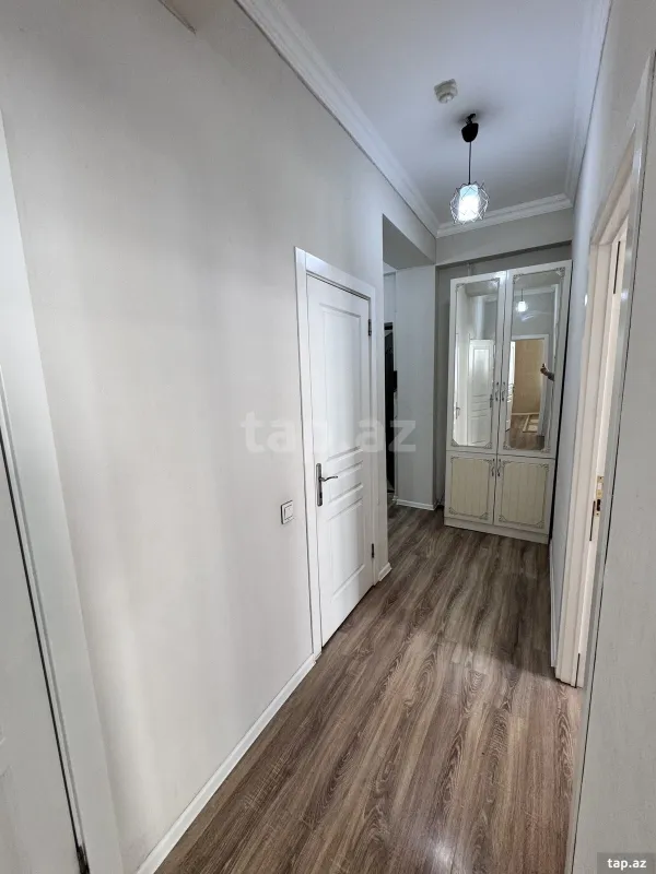 Satılır 3 otaqlı yeni tikili 85 m²