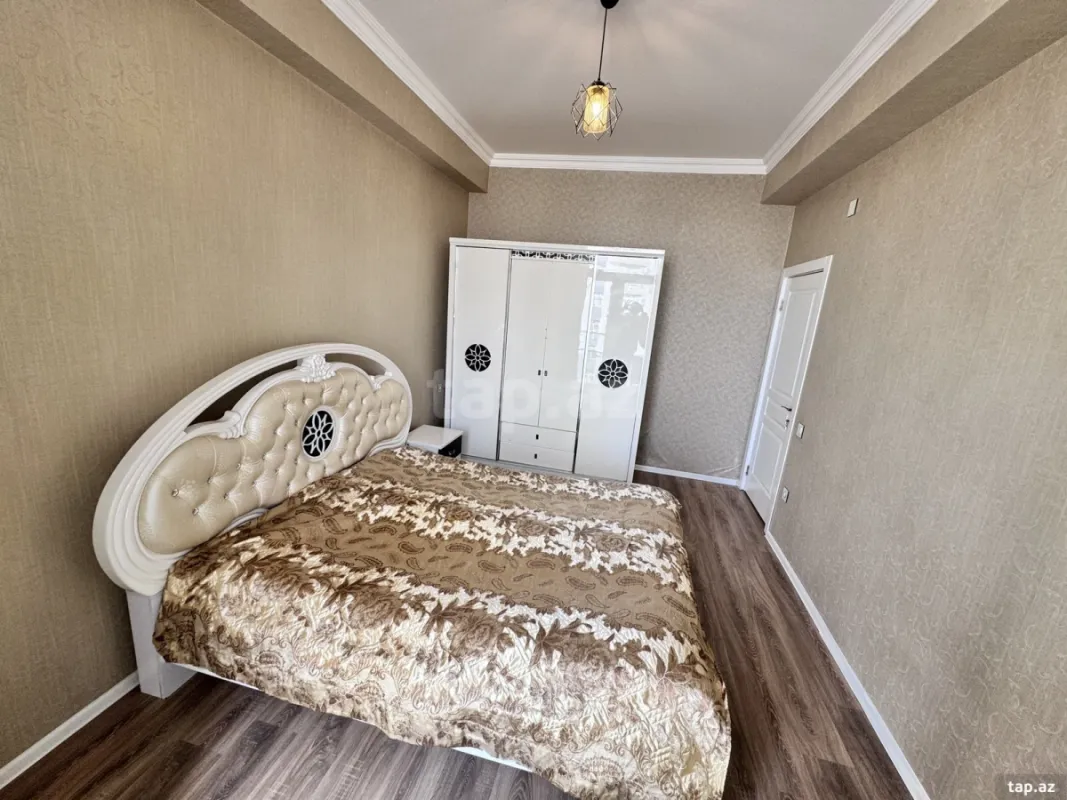 Satılır 3 otaqlı yeni tikili 85 m²