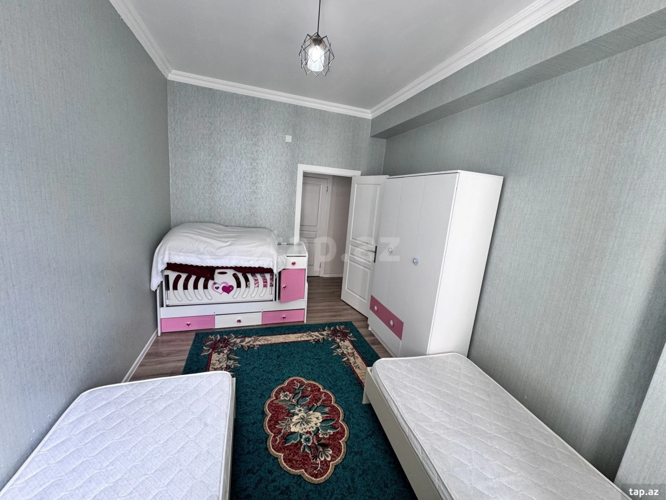 Satılır 3 otaqlı yeni tikili 85 m²