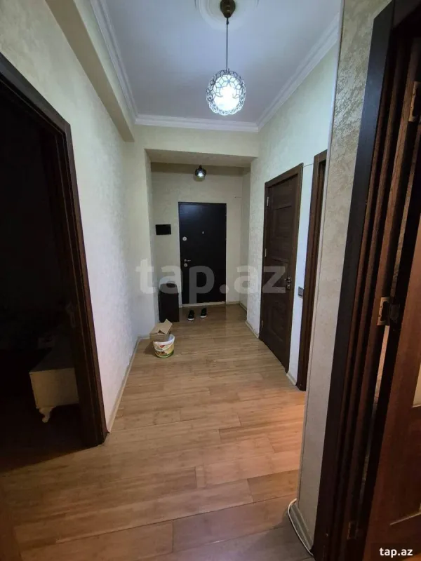 Kirayə verilir 3 otaqlı yeni tikili 87 m²