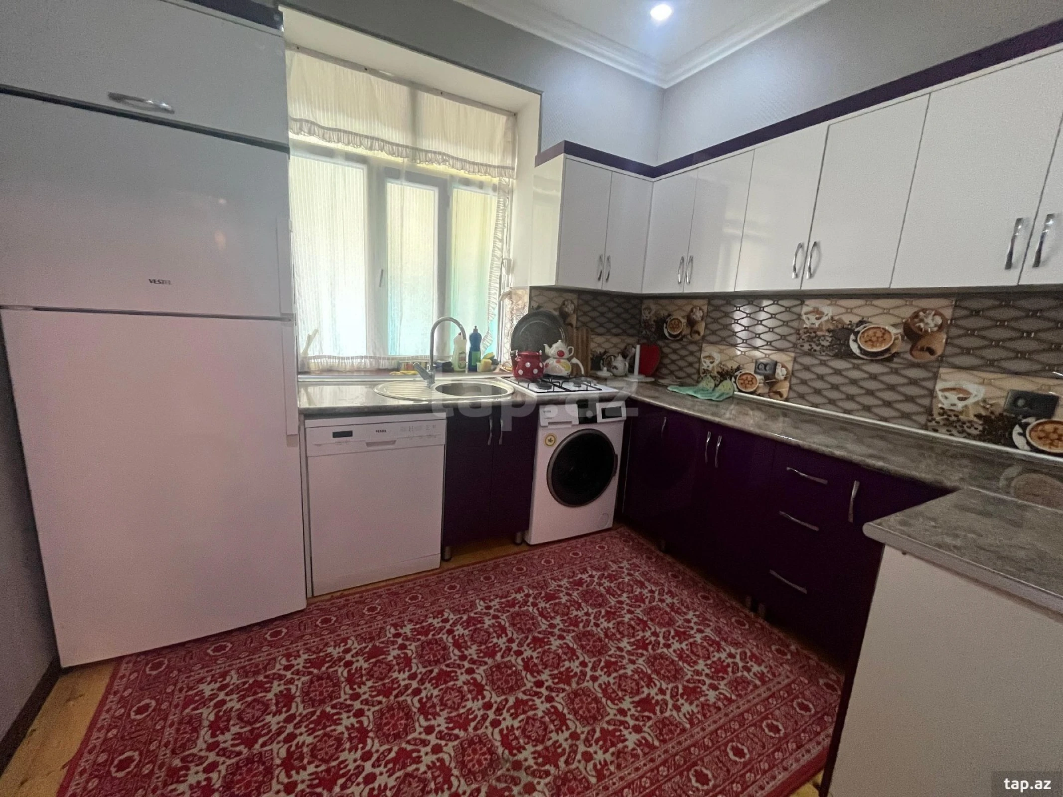 Satılır 4 otaqlı həyət evi