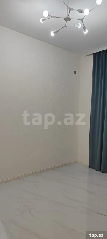 Satılır 5 otaqlı həyət evi