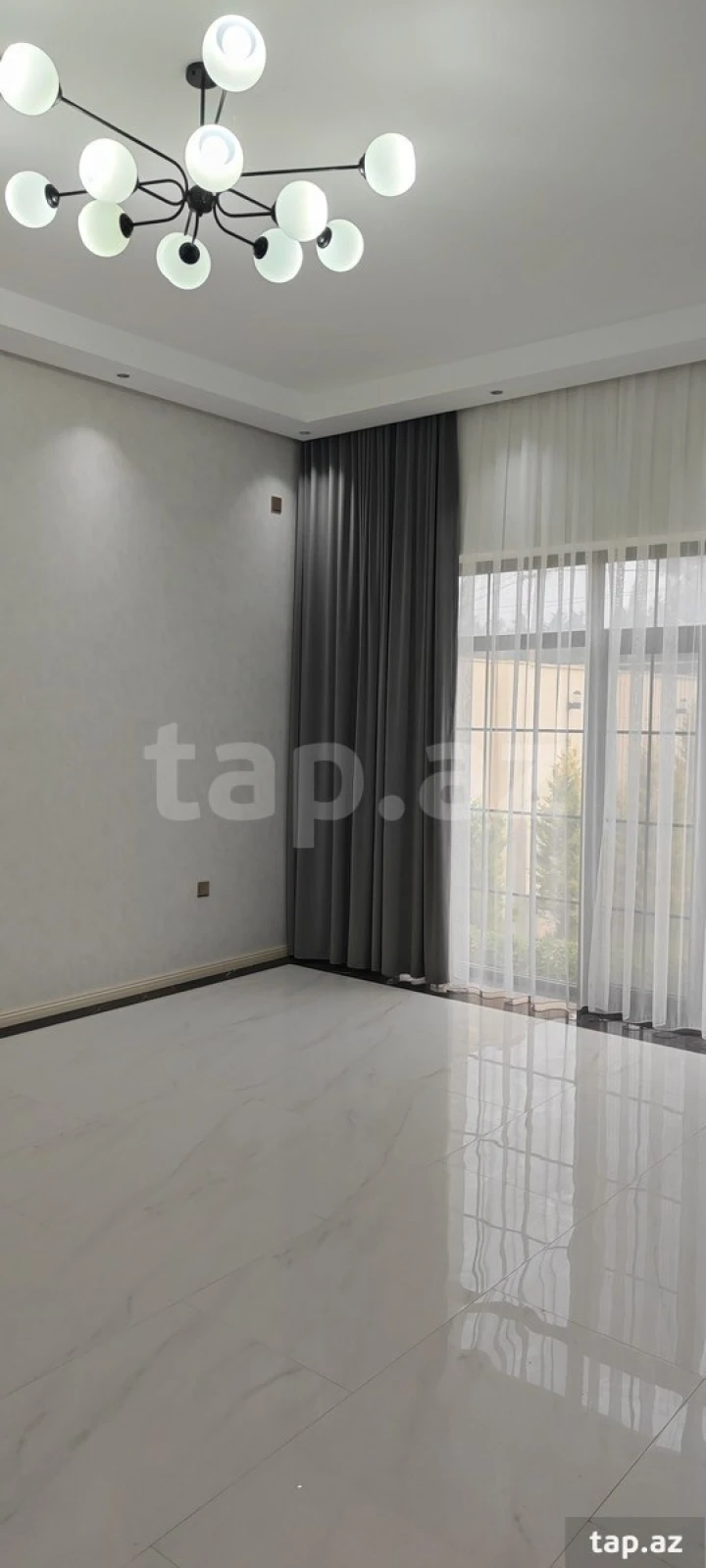 Satılır 5 otaqlı həyət evi