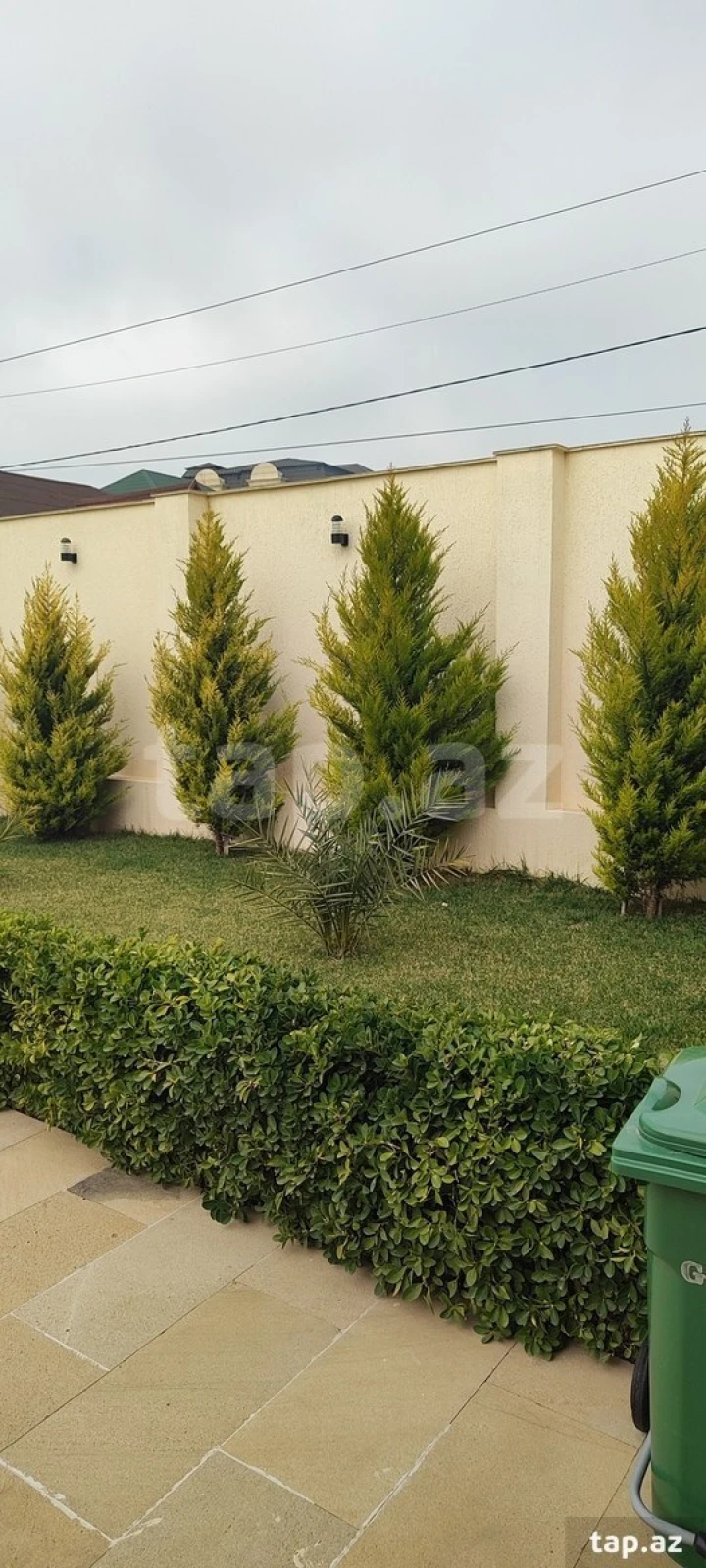 Satılır 5 otaqlı həyət evi