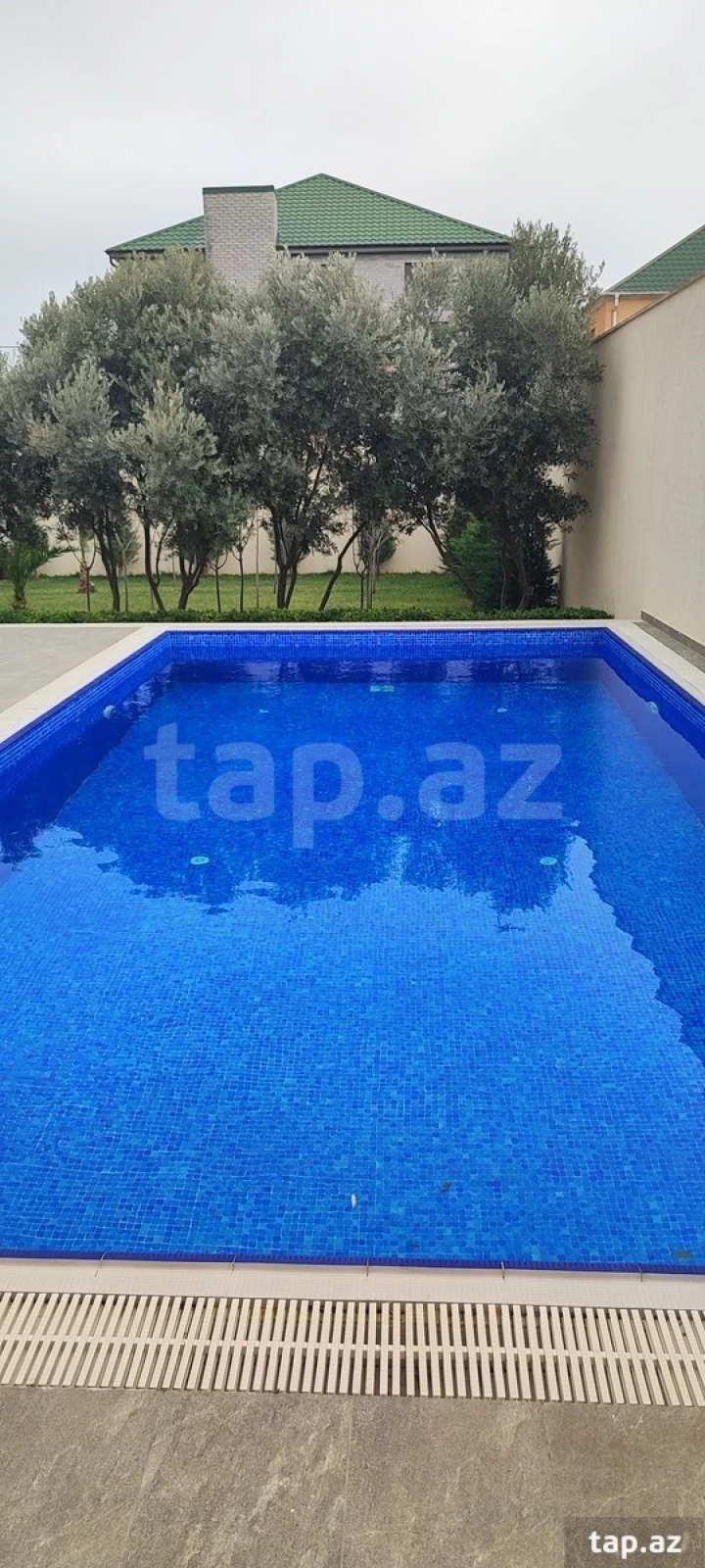 Satılır 5 otaqlı həyət evi