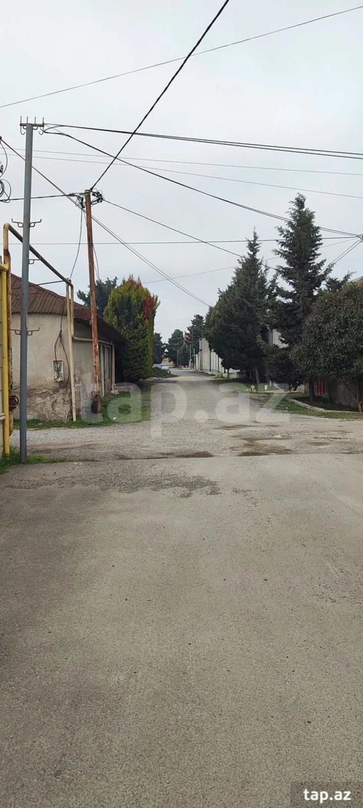 Satılır 5 otaqlı həyət evi