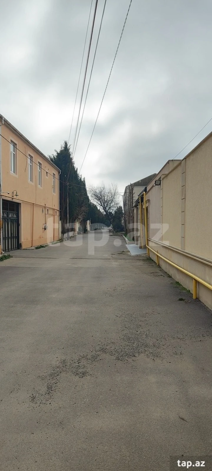 Satılır 5 otaqlı həyət evi