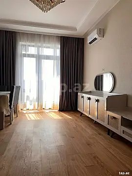 Kirayə verilir 2 otaqlı yeni tikili 78 m²