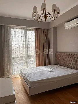 Kirayə verilir 2 otaqlı yeni tikili 78 m²