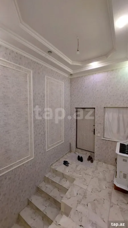 Satılır 4 otaqlı həyət evi