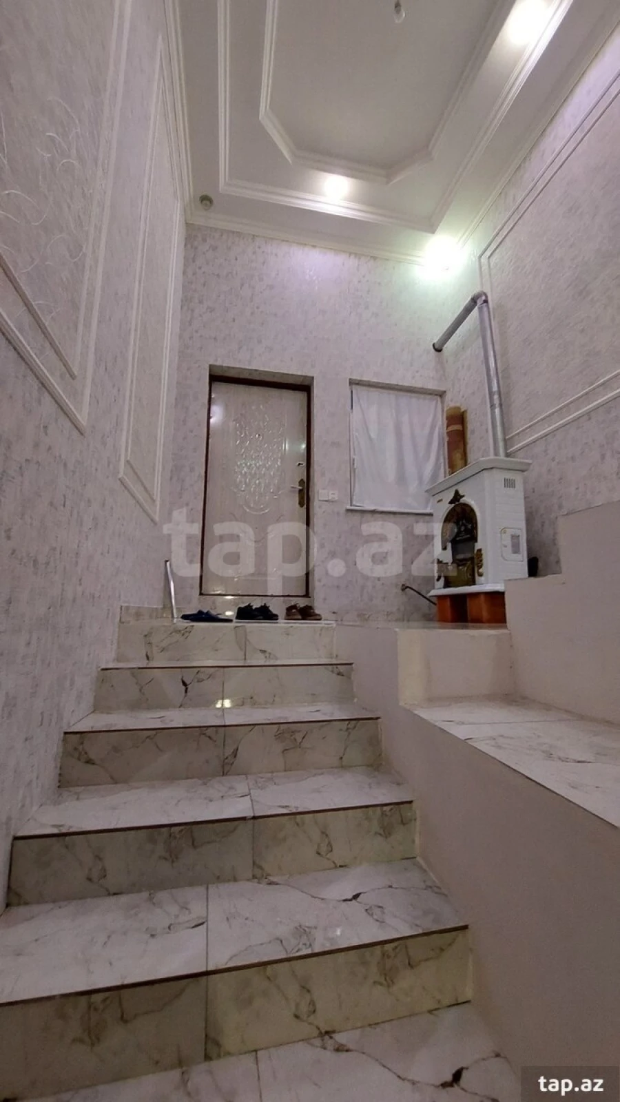 Satılır 4 otaqlı həyət evi