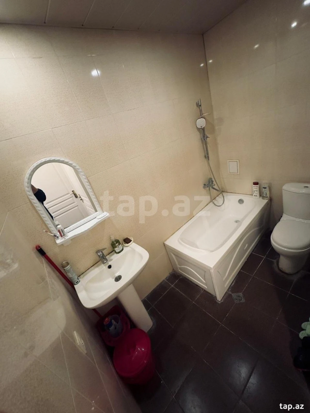 Satılır 1 otaqlı yeni tikili 37 m²