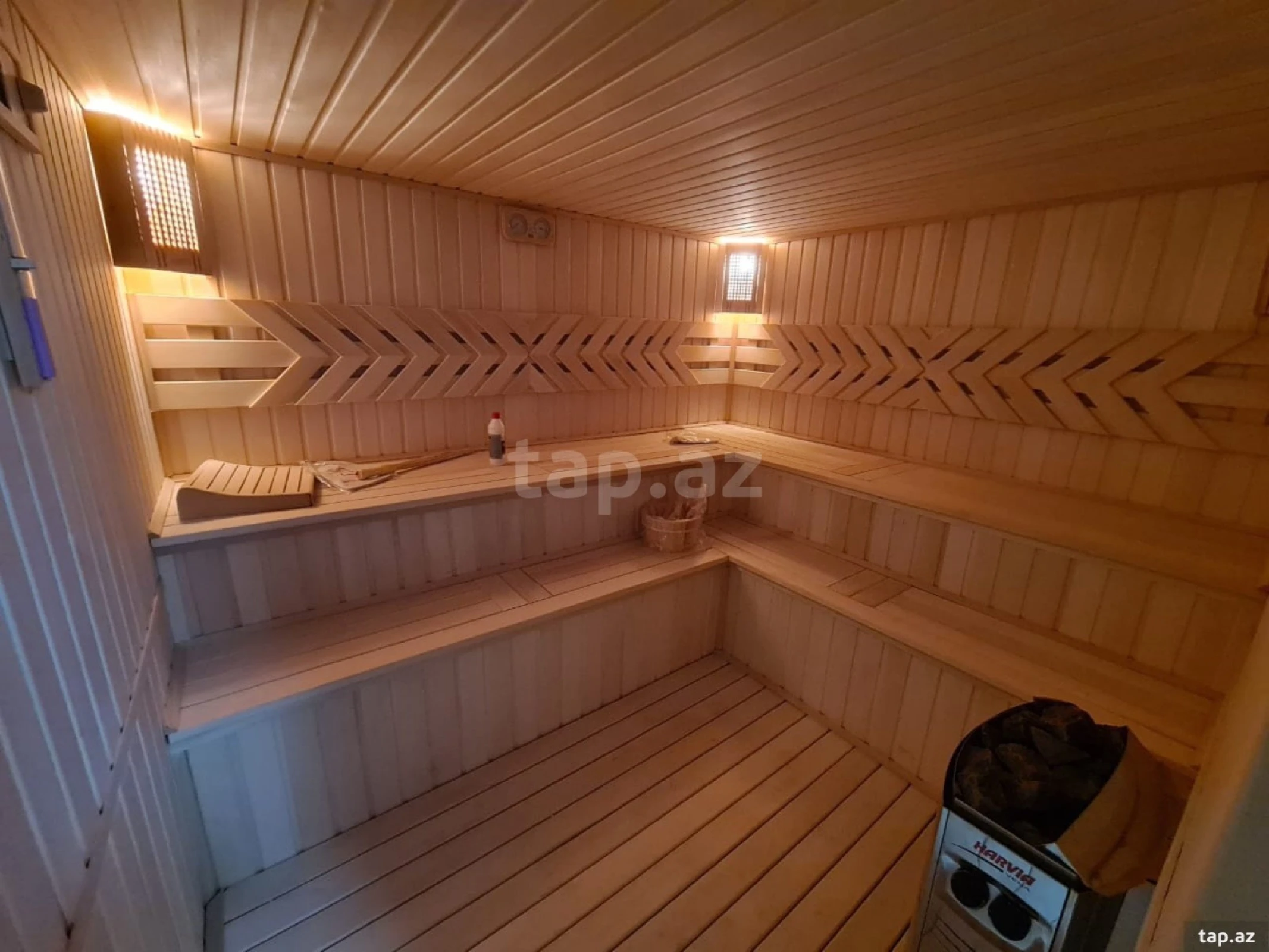 Kirayə verilir 8 otaqlı həyət evi