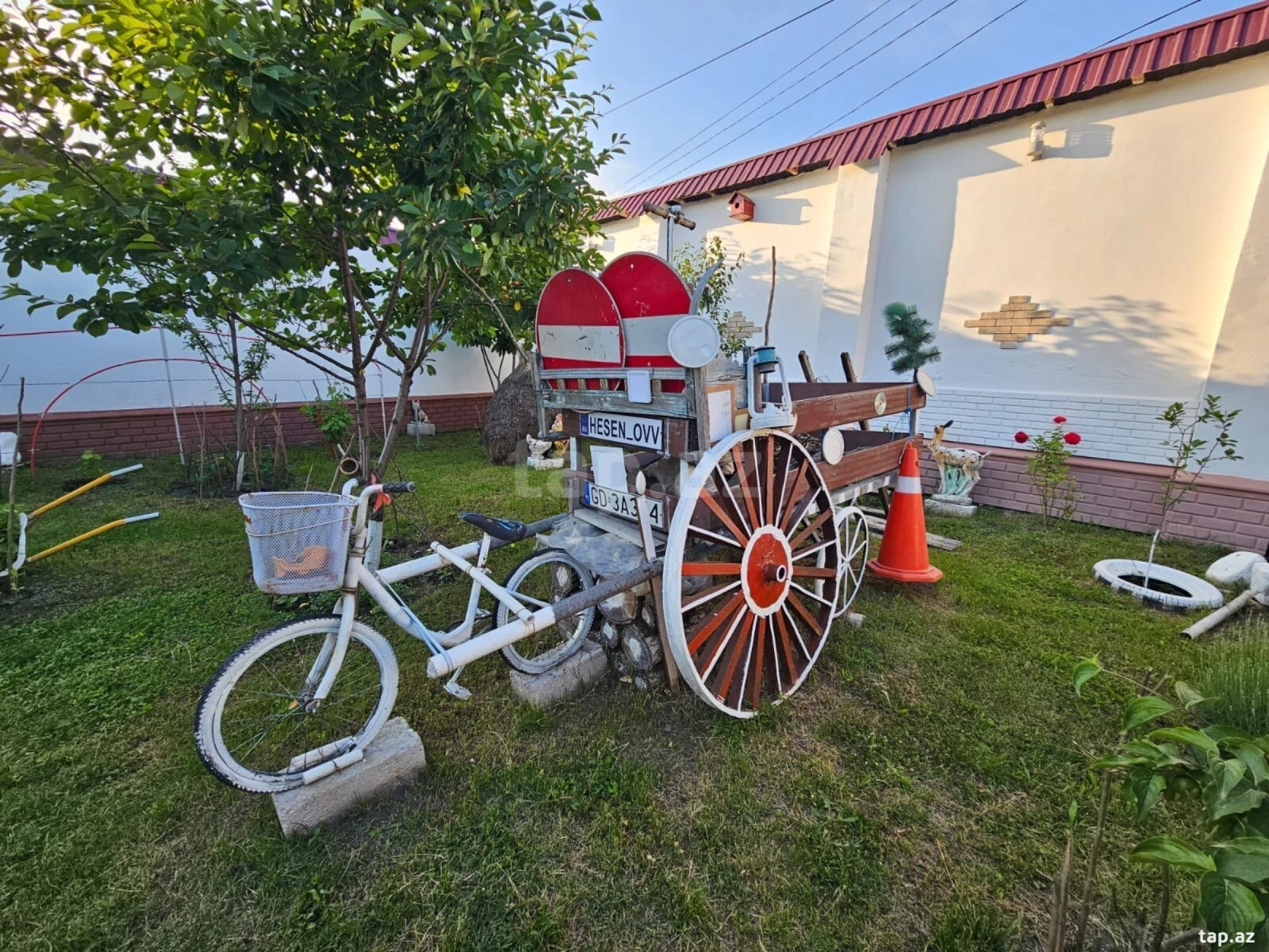 Kirayə verilir 8 otaqlı həyət evi