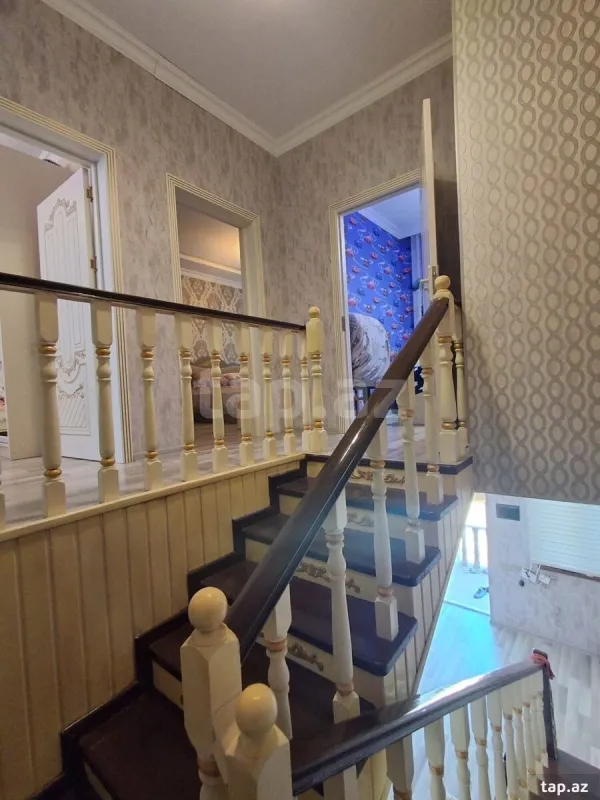 Satılır 4 otaqlı həyət evi