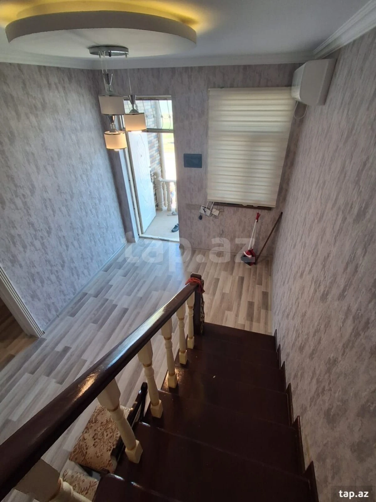 Satılır 4 otaqlı həyət evi