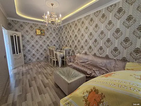 Satılır 4 otaqlı həyət evi