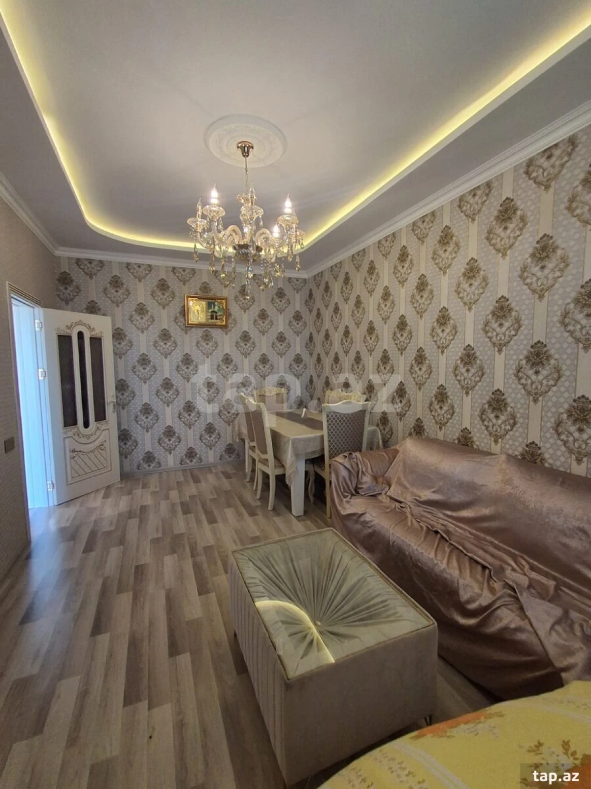 Satılır 4 otaqlı həyət evi