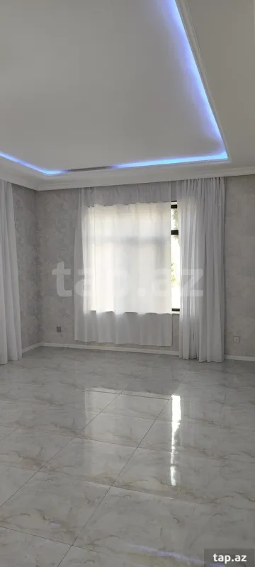 Satılır 6 otaqlı həyət evi