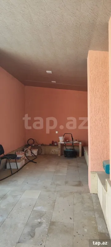 Satılır 6 otaqlı həyət evi