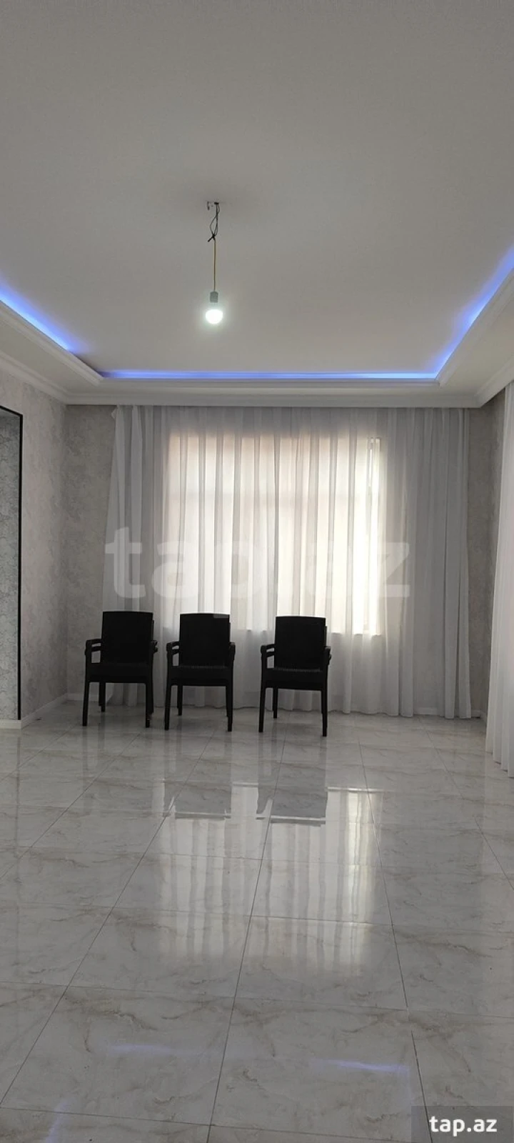 Satılır 6 otaqlı həyət evi