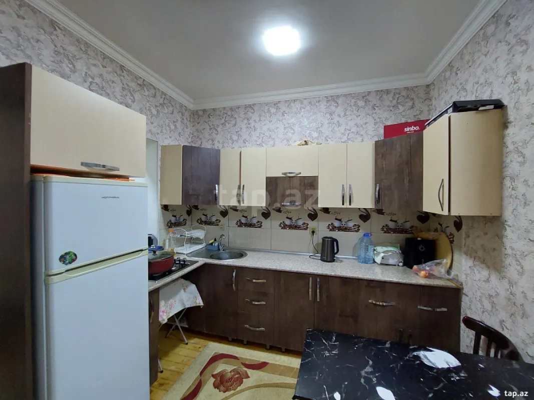 Satılır 3 otaqlı həyət evi 150 m²