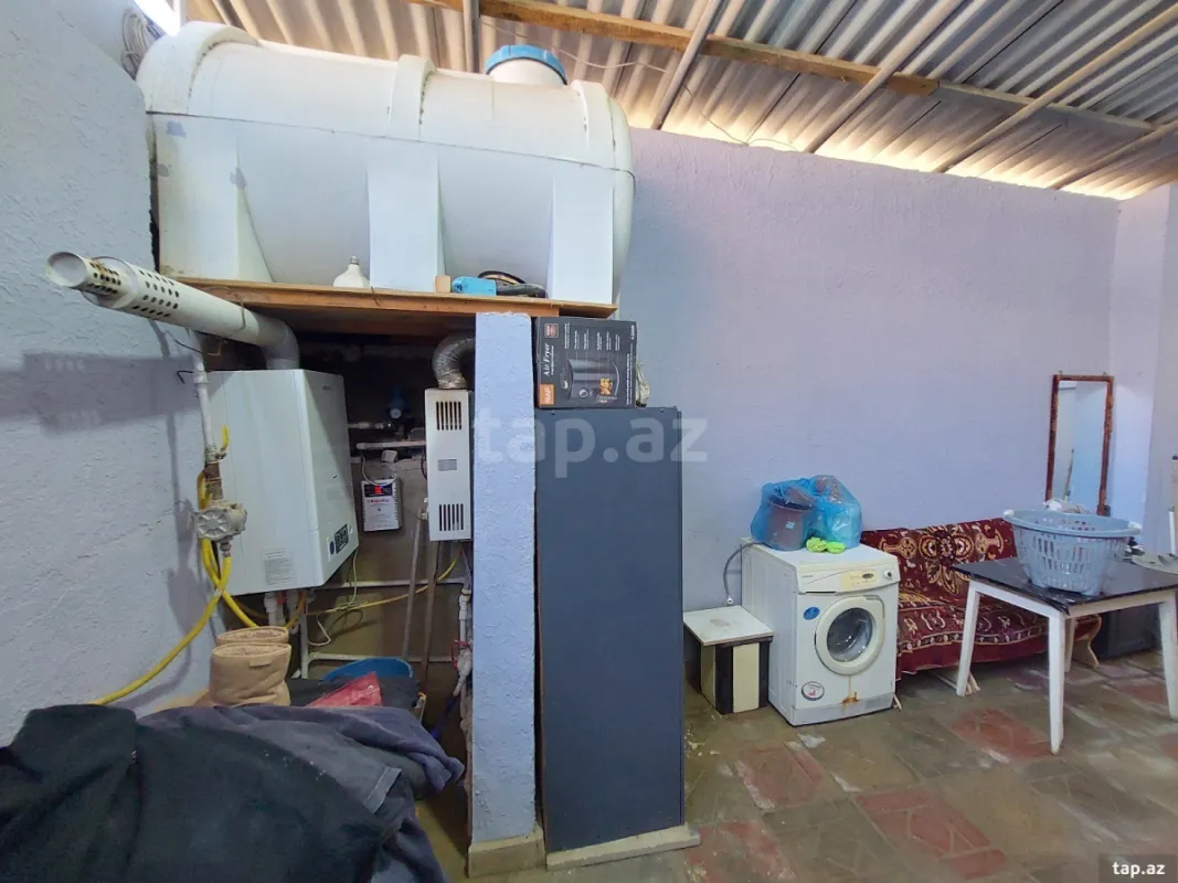 Satılır 3 otaqlı həyət evi 150 m²