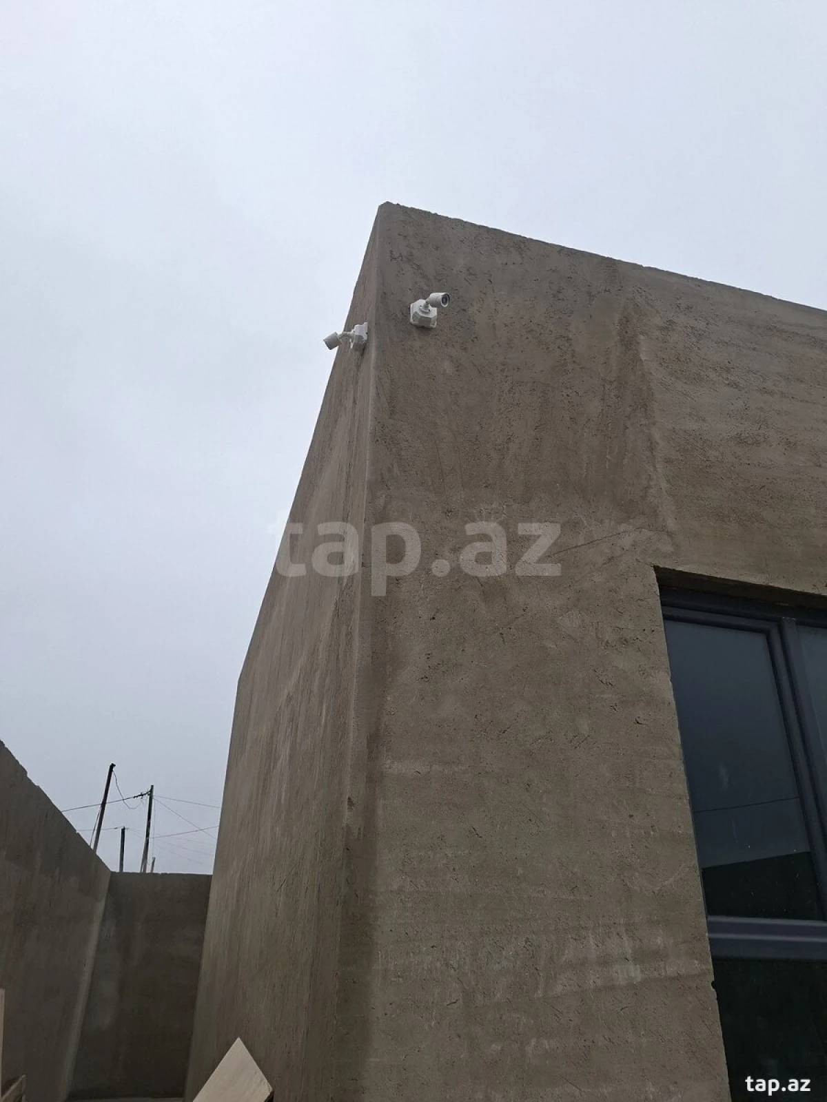 Satılır 3 otaqlı həyət evi 100 m²