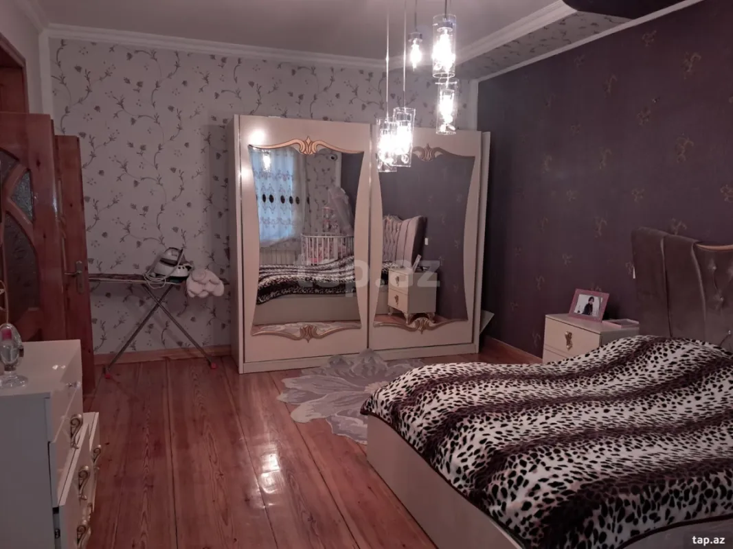 Satılır 3 otaqlı həyət evi