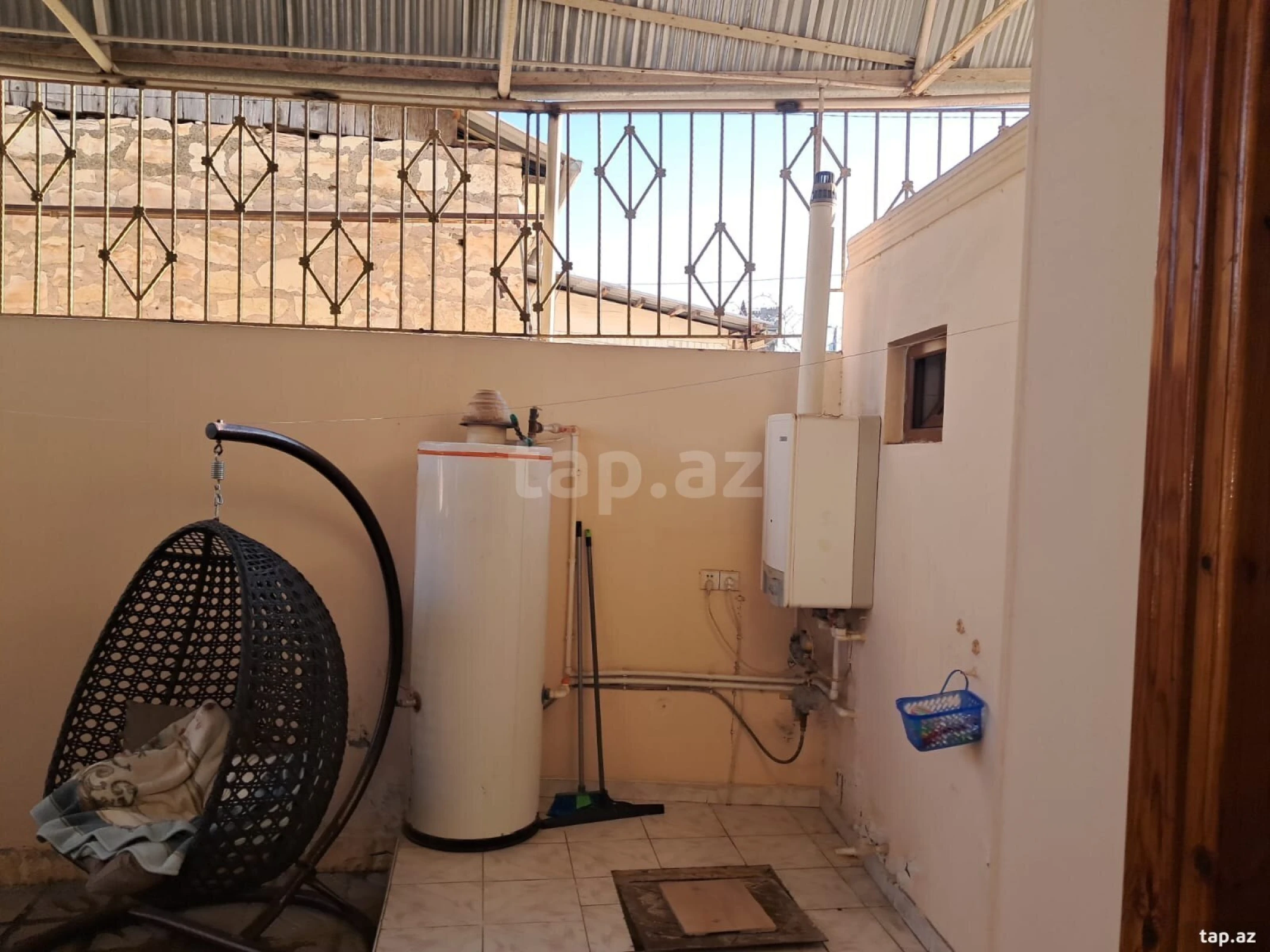 Satılır 3 otaqlı həyət evi