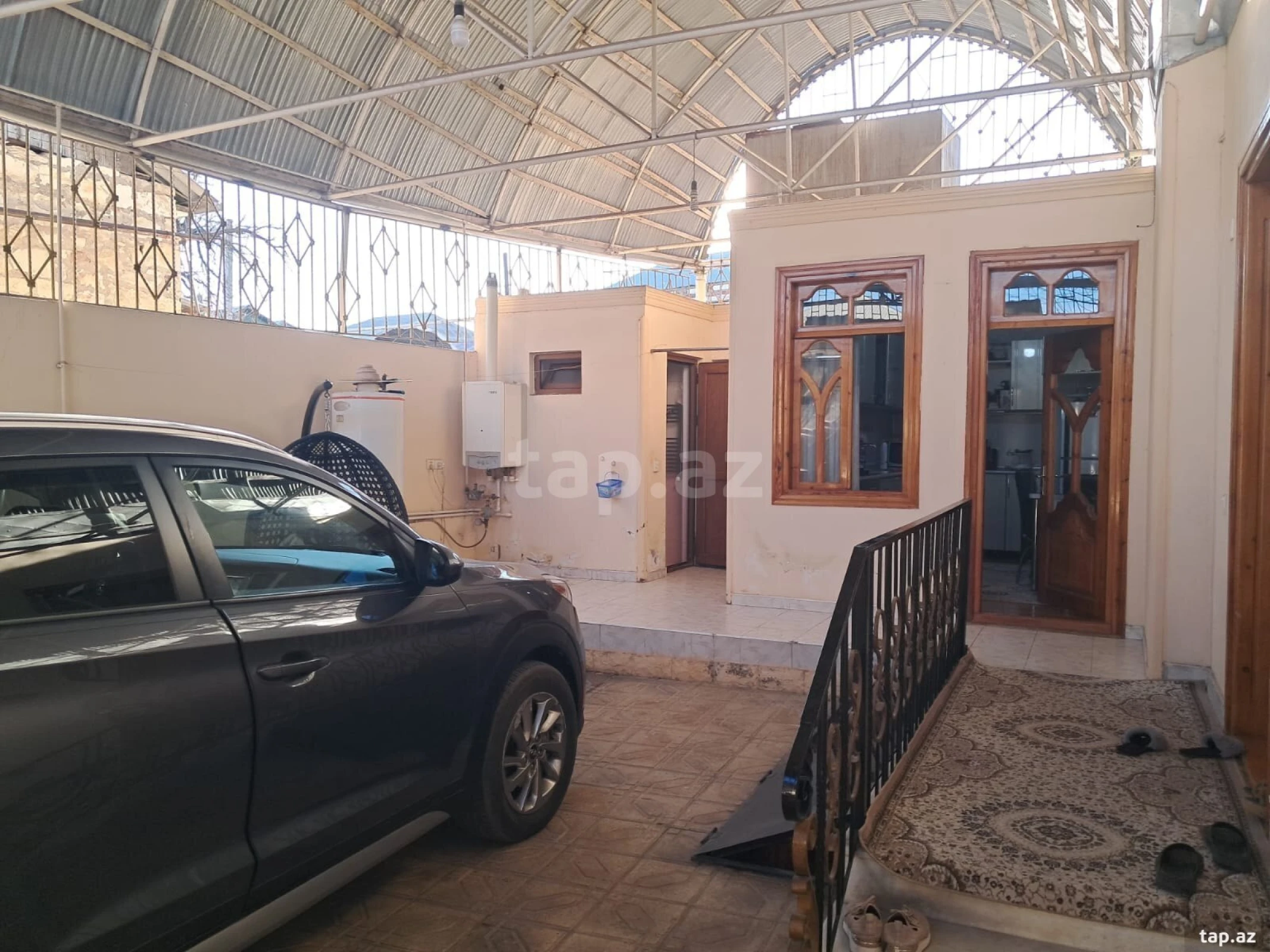 Satılır 3 otaqlı həyət evi