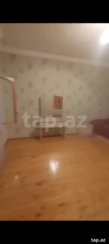 Kirayə verilir 4 otaqlı həyət evi
