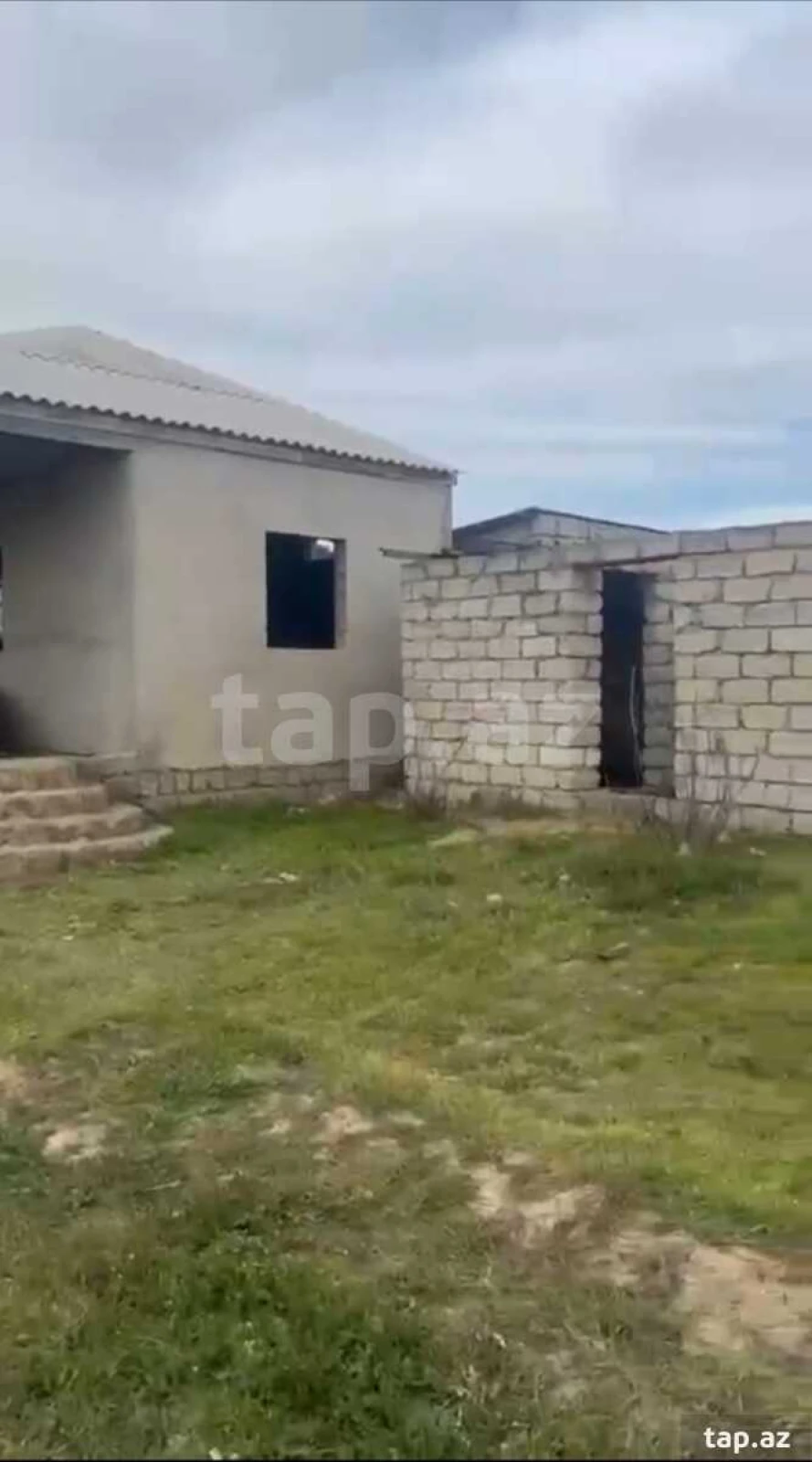 Satılır 3 otaqlı həyət evi