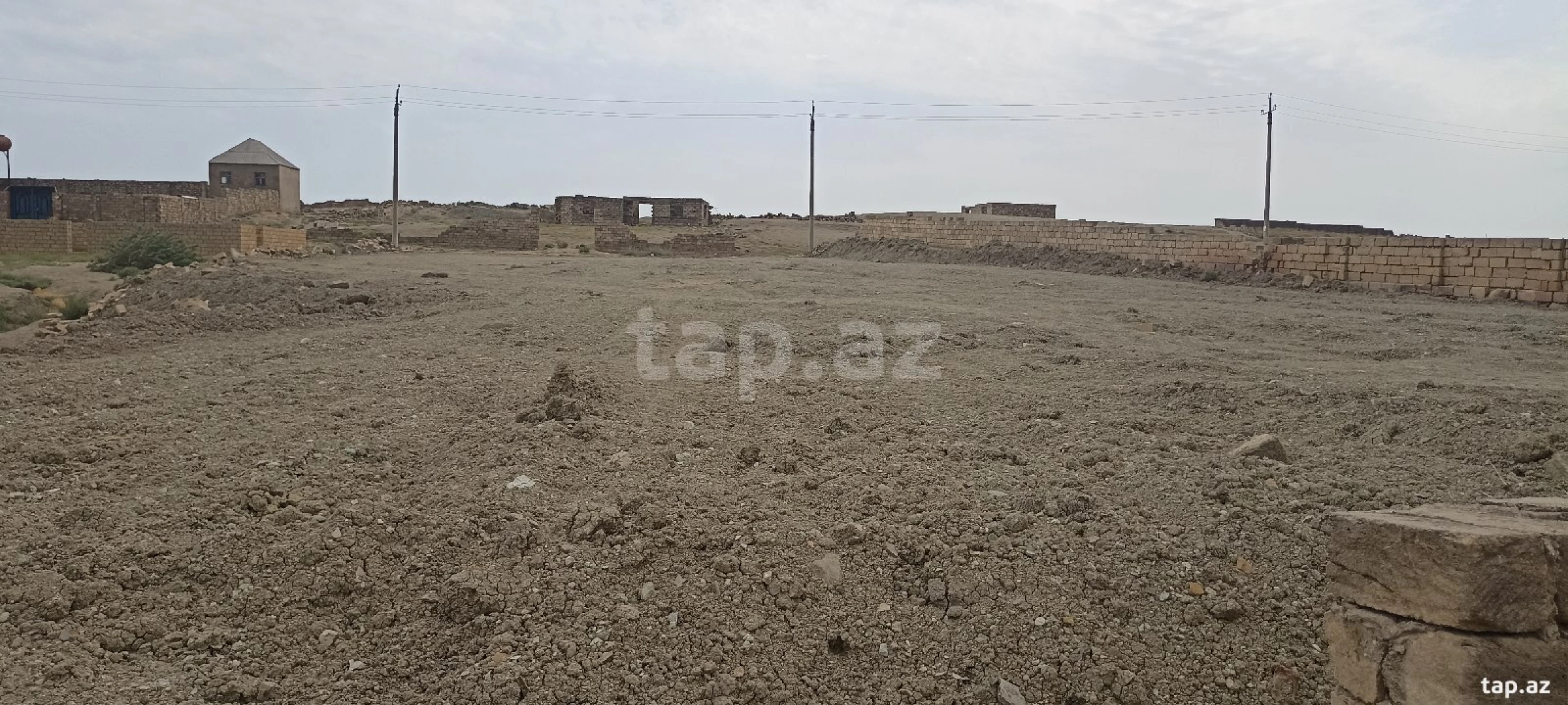 Satılır torpaq sahəsi