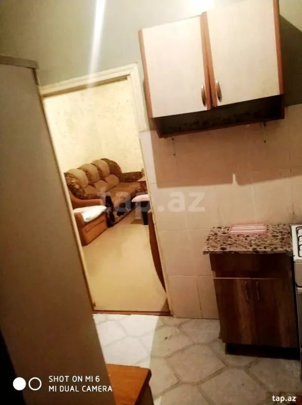 Kirayə verilir 3 otaqlı həyət evi