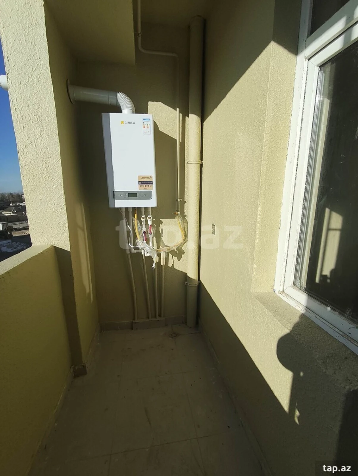 Kirayə verilir 3 otaqlı yeni tikili 98.1 m²