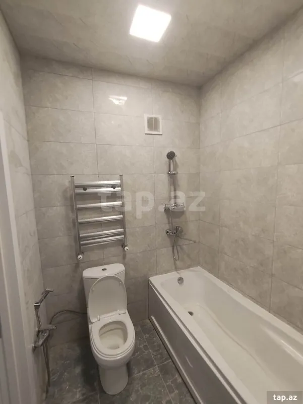 Kirayə verilir 3 otaqlı yeni tikili 98.1 m²