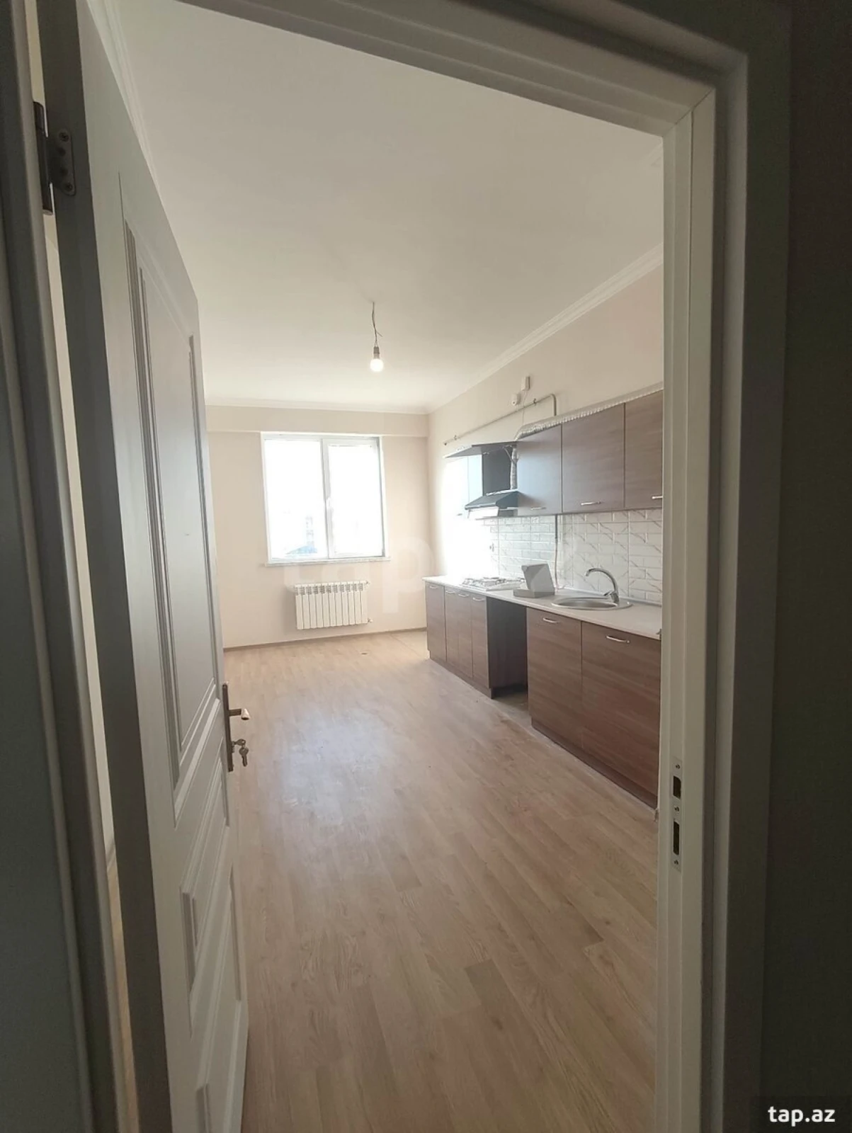 Kirayə verilir 3 otaqlı yeni tikili 98.1 m²