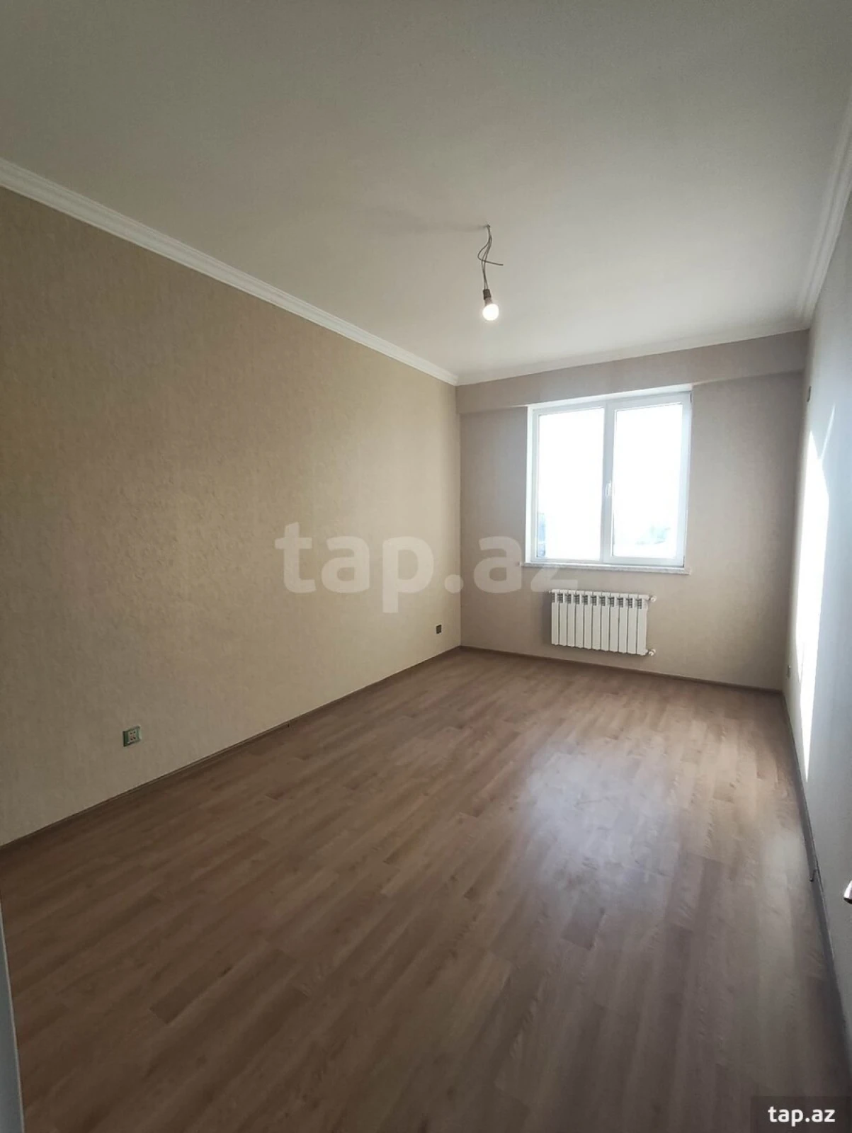 Kirayə verilir 3 otaqlı yeni tikili 98.1 m²