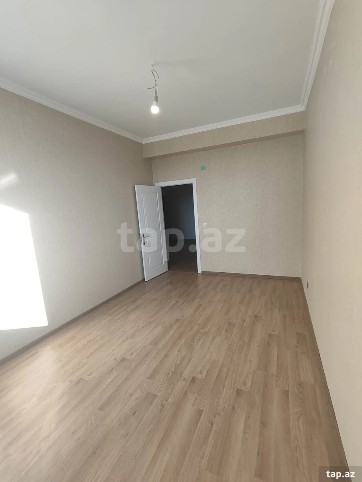 Kirayə verilir 3 otaqlı yeni tikili 98.1 m²